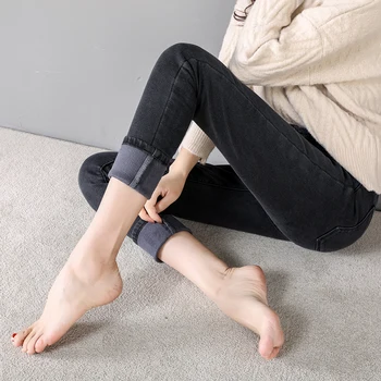 2022 Pozimi Toplo Svinčnik Hlače Korejski Moda Skinny Jeans Črna Trdna Debel Toplo Traper Hlače Fleeces Ženski P8570